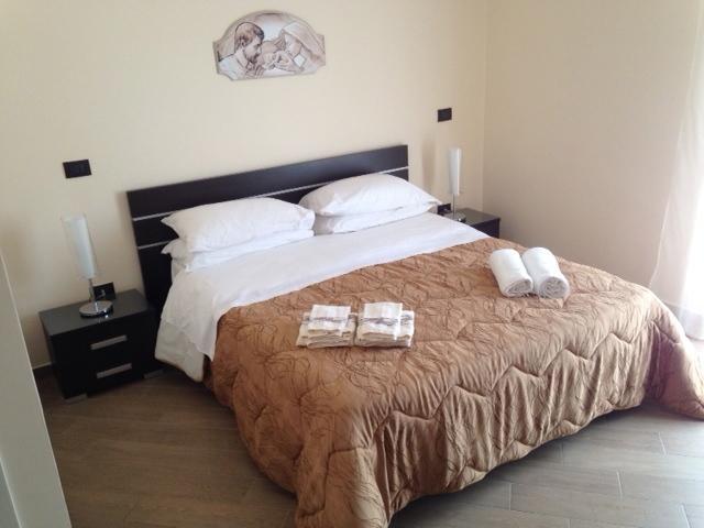 Costa Del Sol Bed & Breakfast Porto Empedocle Cameră foto