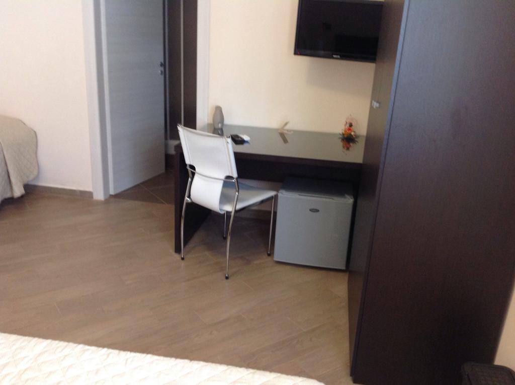 Costa Del Sol Bed & Breakfast Porto Empedocle Cameră foto